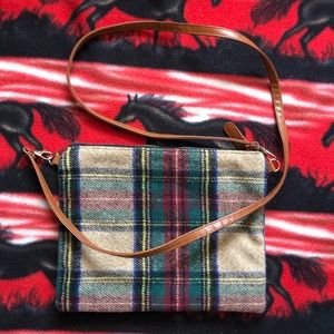 Crossbody/Wristlet